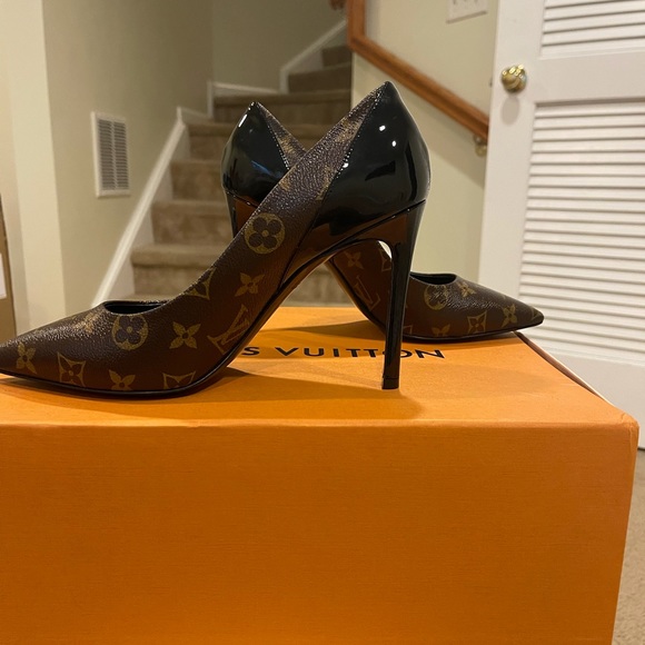 Louis Vuitton Shoes - LV Heels Women’s Size 39